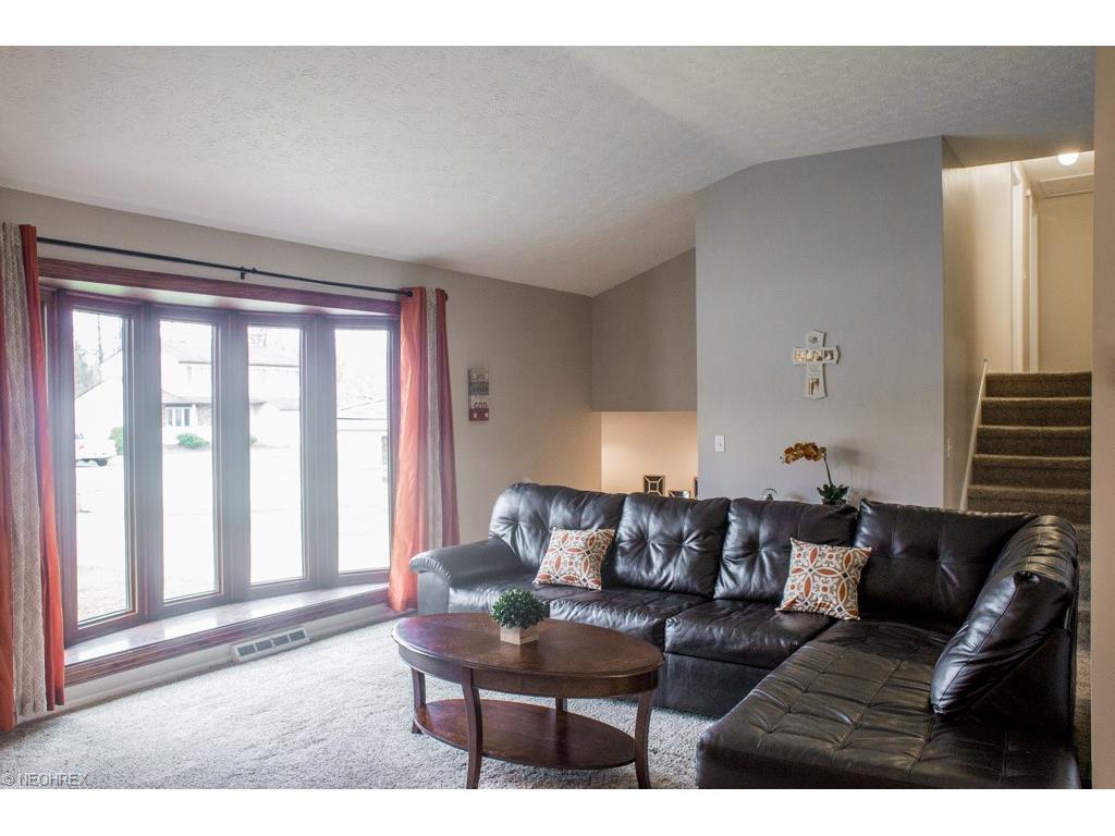 20836 Rudy Dr, Strongsville, OH 44149
