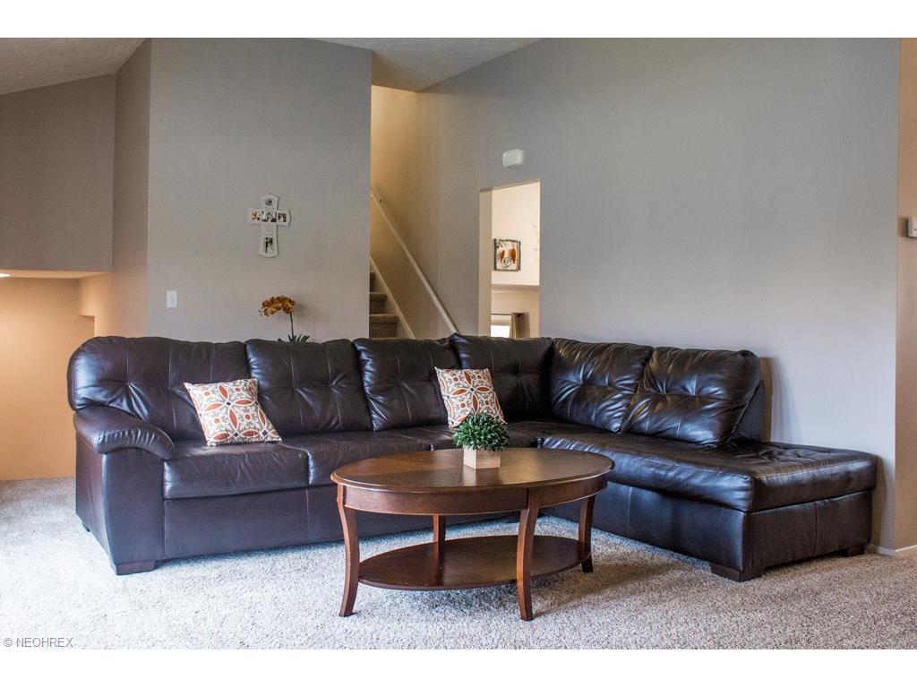 20836 Rudy Dr, Strongsville, OH 44149