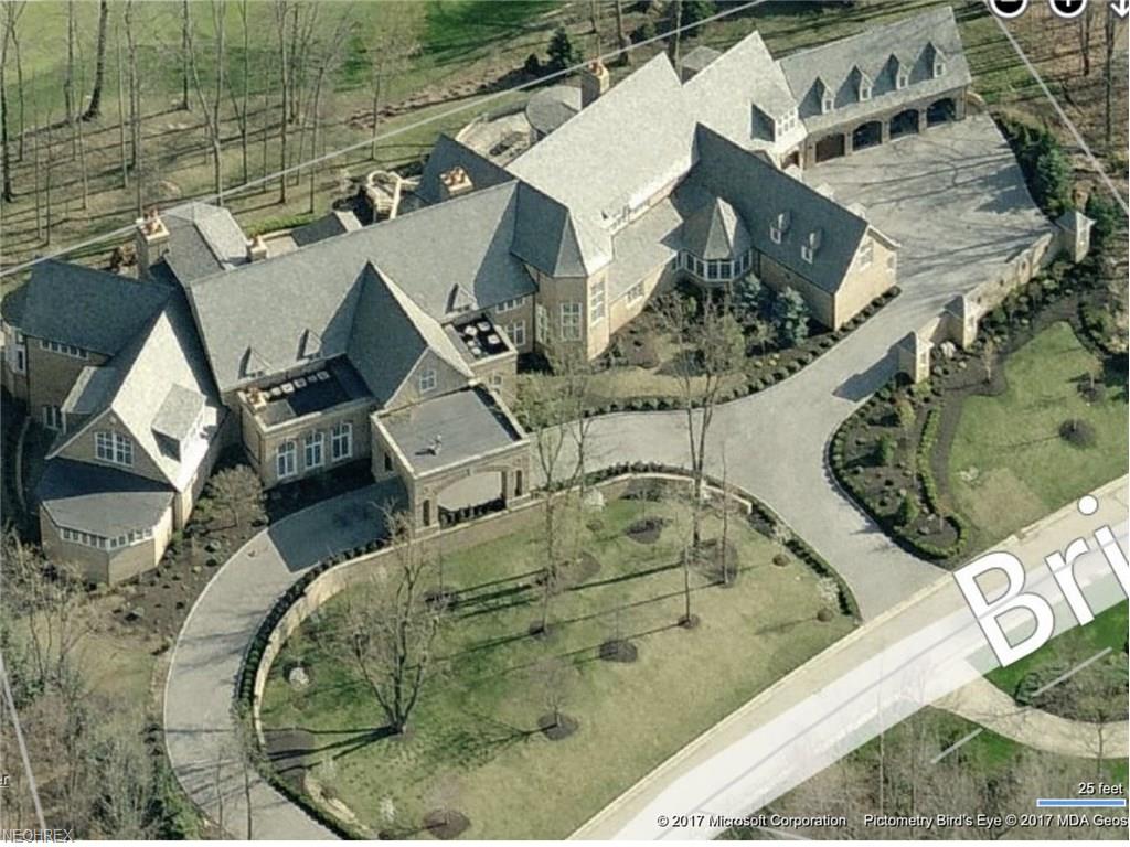 545 Bristol Dr, Aurora, OH 44202