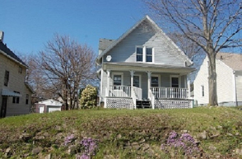 159 E Baird AveBarberton, OH, 44203Summit County