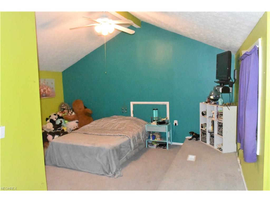 1628 Mckinley Ave, Brunswick, OH 44212