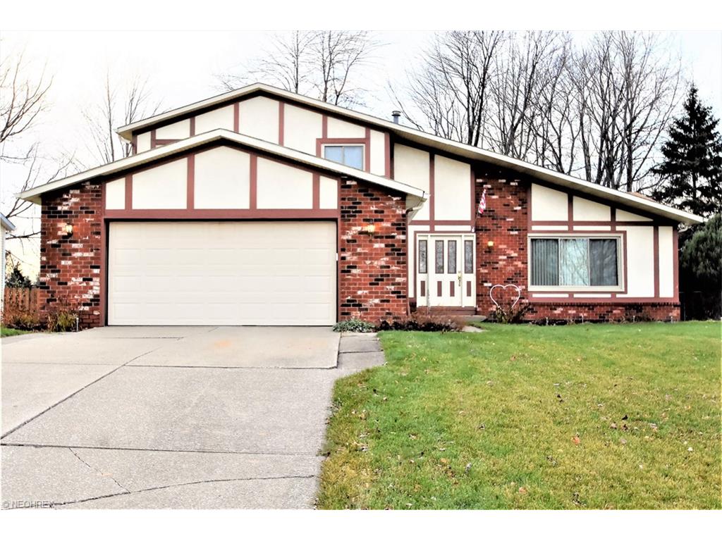 466 Mohawk Trl, Brunswick, OH 44212