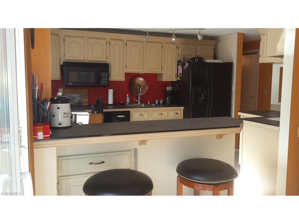 5084 Creekside Blvd, Brunswick, OH 44212