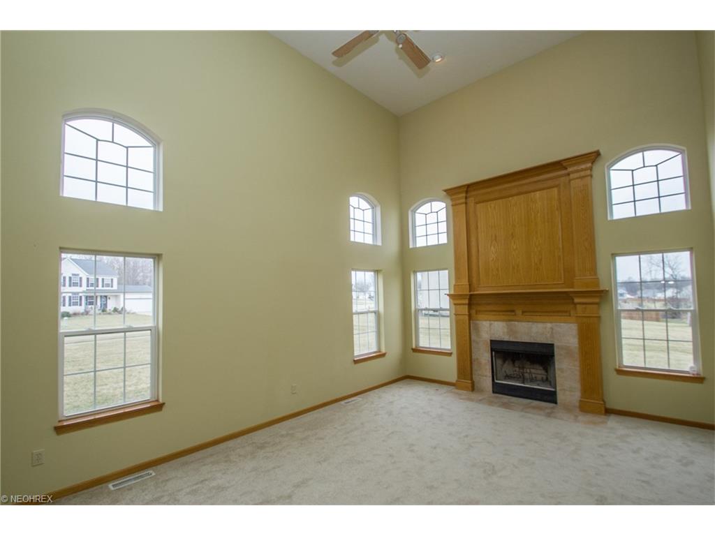5512 Shawnee Trl, Chippewa Lake, OH 44215