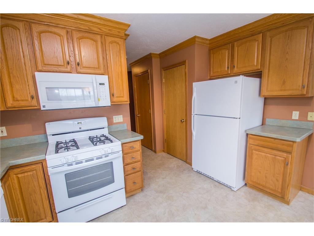 5512 Shawnee Trl, Chippewa Lake, OH 44215