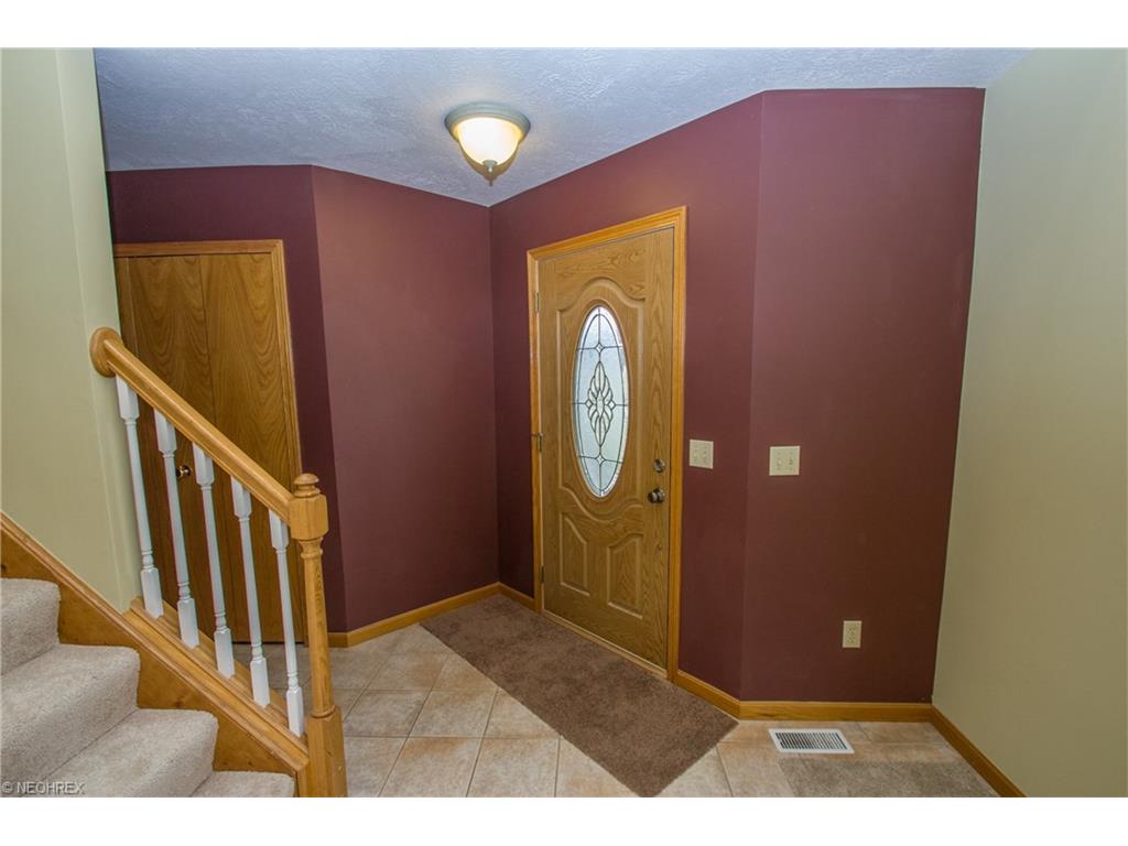5512 Shawnee Trl, Chippewa Lake, OH 44215