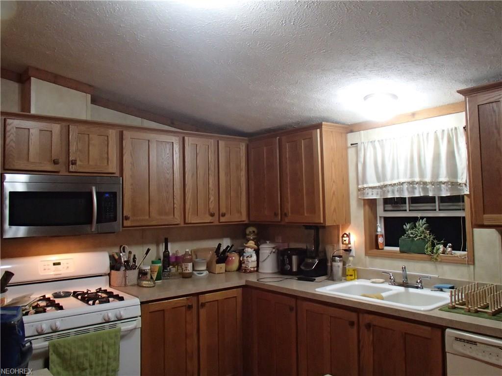 12902 State Route 88, Garrettsville, OH 44231