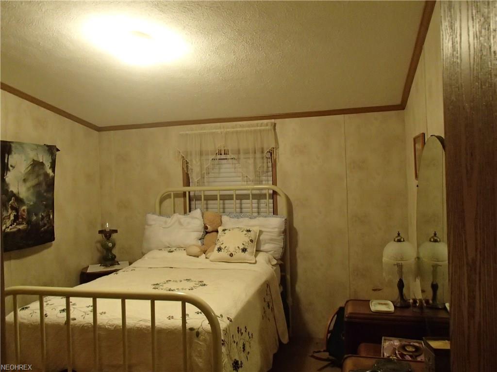 12902 State Route 88, Garrettsville, OH 44231