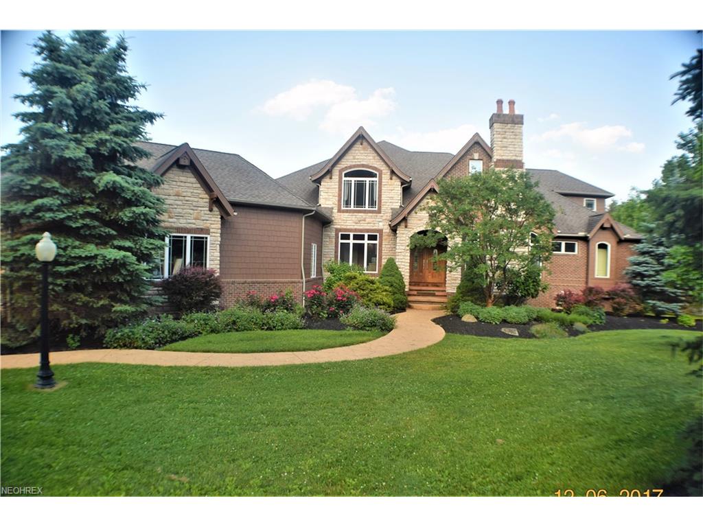 1803 Whisper Bluff Trl, Hinckley, OH 44233