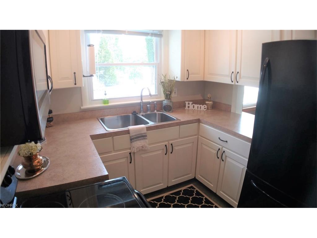 7311 Westview Rd, Kent, OH 44240