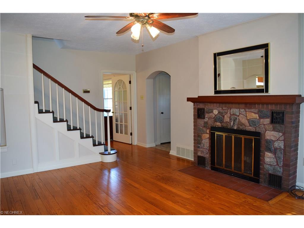 9226 Leroy Rd, Westfield Center, OH 44251