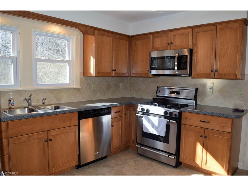 9226 Leroy Rd, Westfield Center, OH 44251