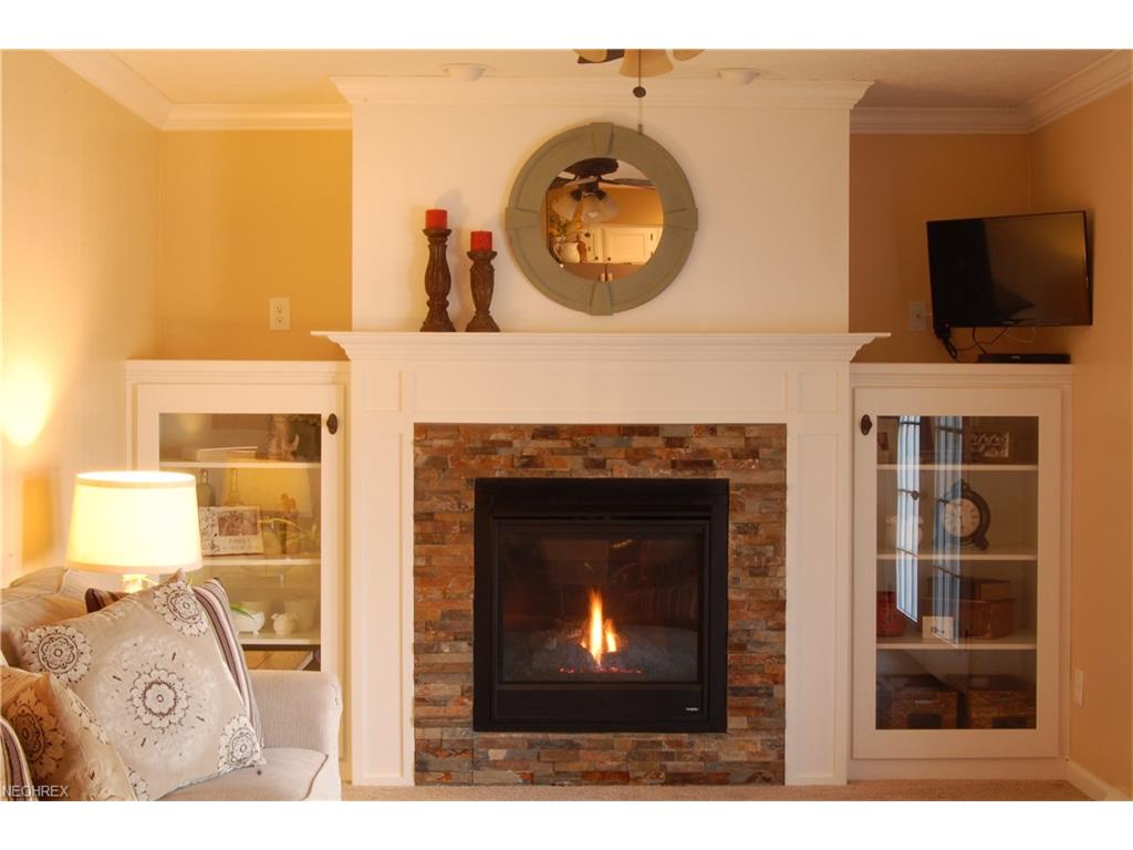 403 Sturbridge Dr, Medina, OH 44256