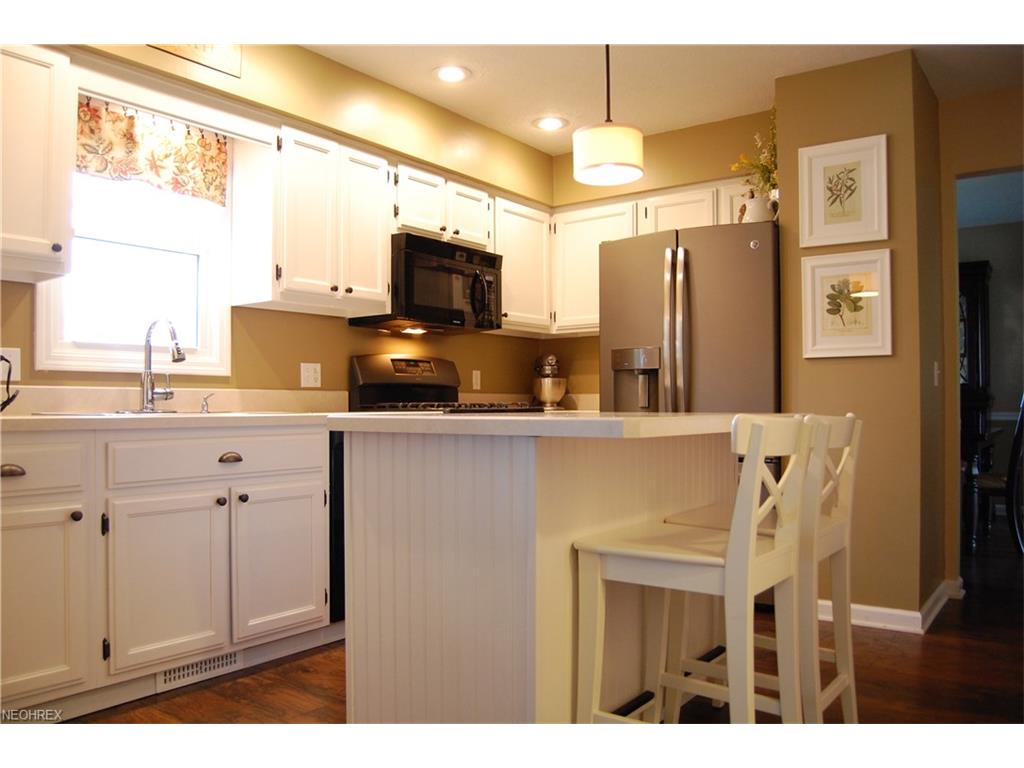 403 Sturbridge Dr, Medina, OH 44256
