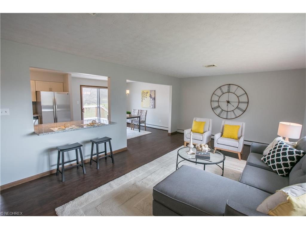 63 Pontius Rd, Mogadore, OH 44260