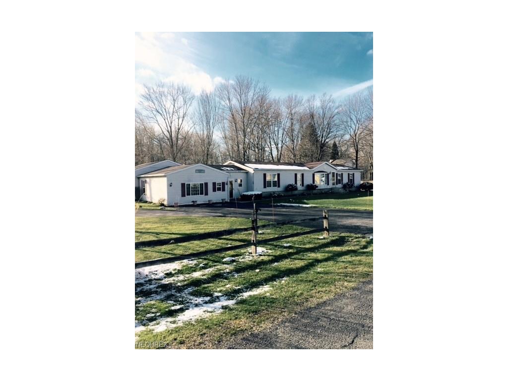 4877 Front St, Ravenna, OH 44266