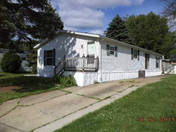 Birchwood Manor 7334 Trenton PlaceRavenna, OH 44266