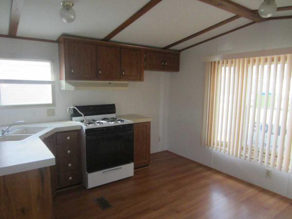 Maple Del Manor 6488 Robby LaneRavenna, OH 44266