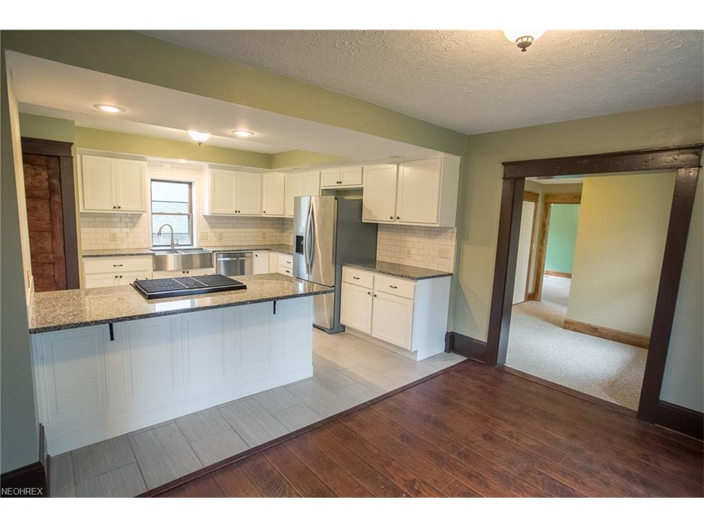 105 Water St, Seville, OH 44273