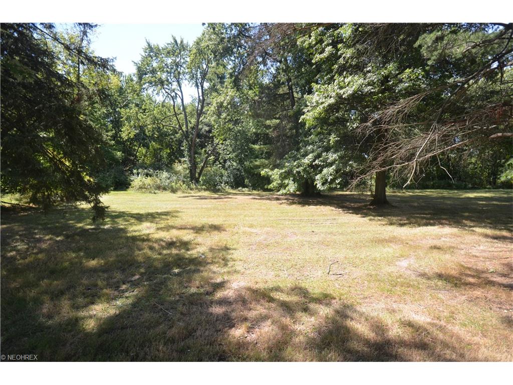 187 Northwest Ave, Tallmadge, OH 44278