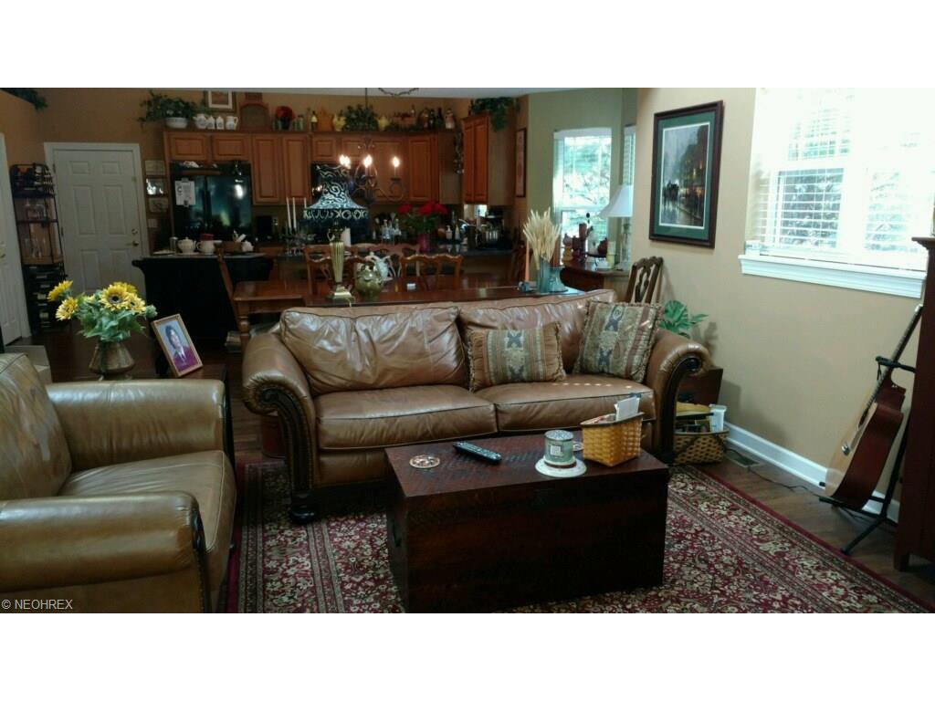 176 Waterford Way, Tallmadge, OH 44278