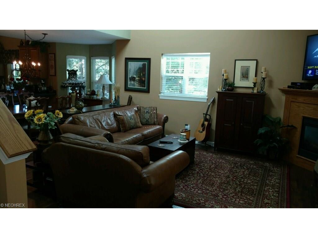 176 Waterford Way, Tallmadge, OH 44278