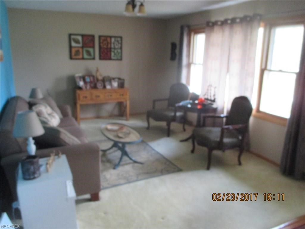 2674 Ridgecrest Dr, Wadsworth, OH 44281