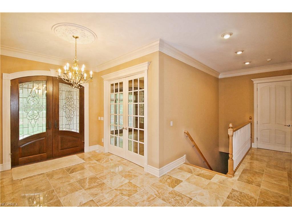 3049 Rainbow Ln, Richfield, OH 44286