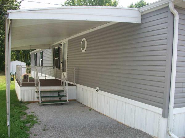 Western Reserve76 Shady Acres DriveAkron, OH 44312