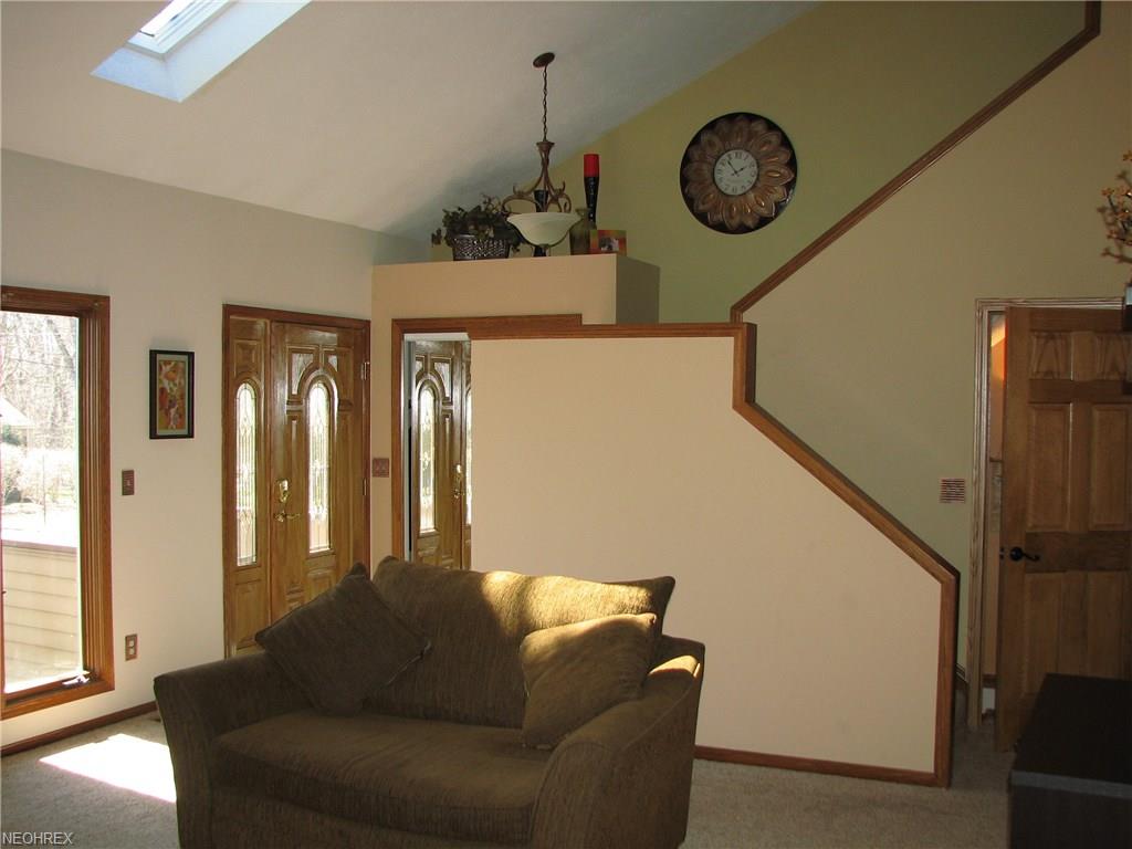 455 Sackett Ave, Akron, OH 44313