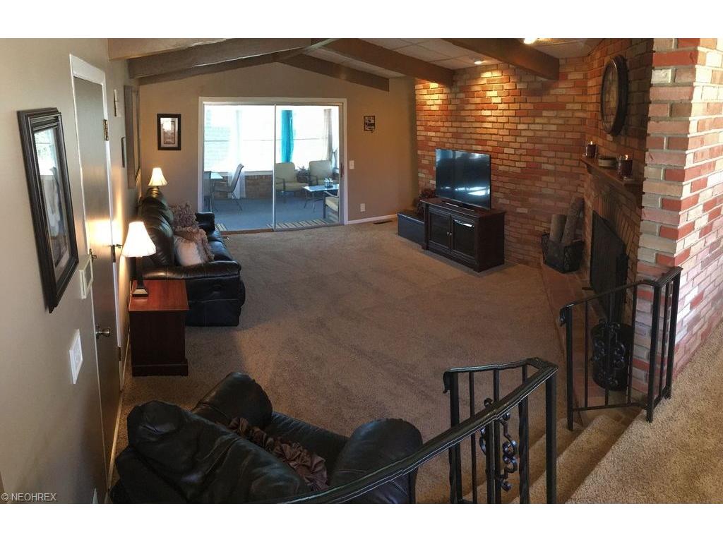 4748 Christman Rd, Akron, OH 44319