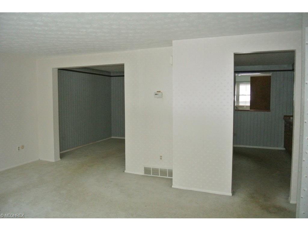 2459 Audubon Rd, Akron, OH 44320