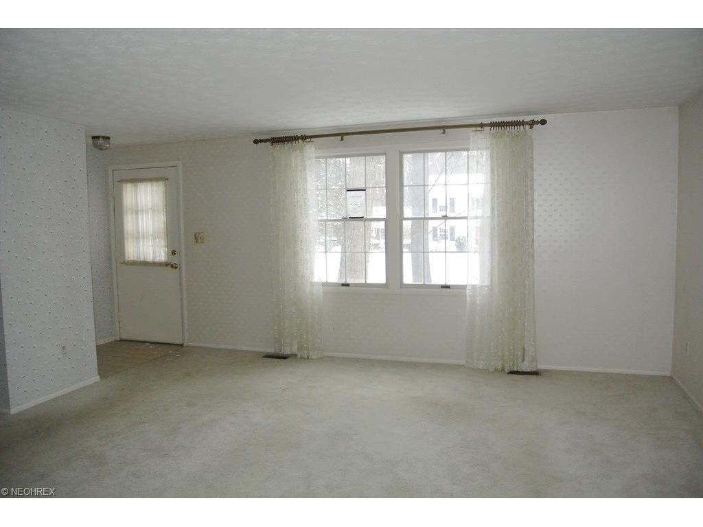 2459 Audubon Rd, Akron, OH 44320