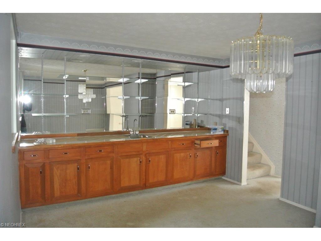 2459 Audubon Rd, Akron, OH 44320