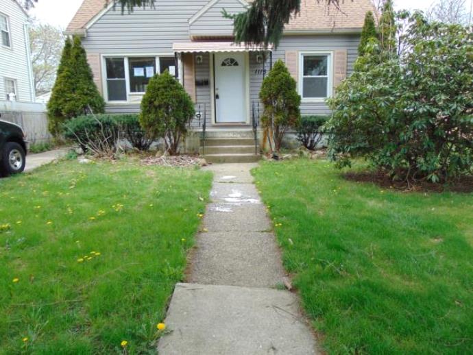 1116 Frederick BlvdAkron, OH, 44320Summit County