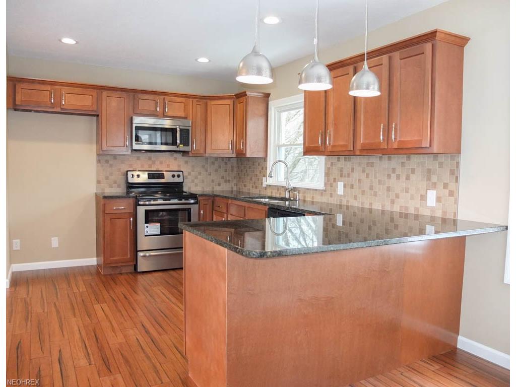 4424 Copley Rd, Copley, OH 44321