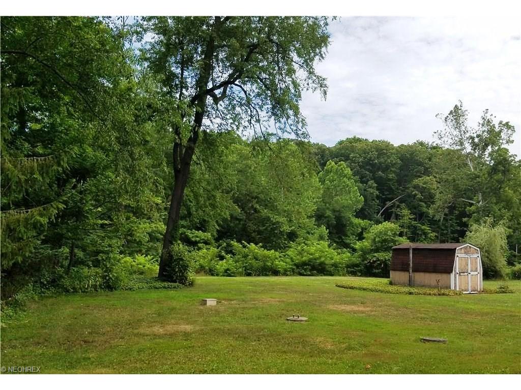 3615 Yellow Creek Rd, Fairlawn, OH 44333
