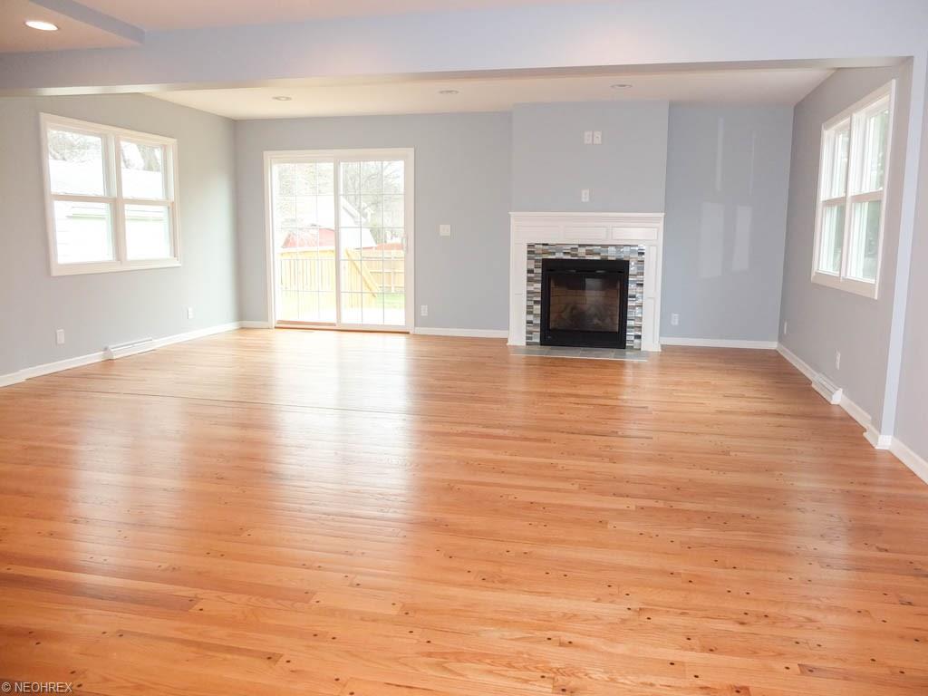 421 Holliston Rd, Fairlawn, OH 44333