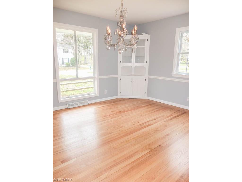 421 Holliston Rd, Fairlawn, OH 44333