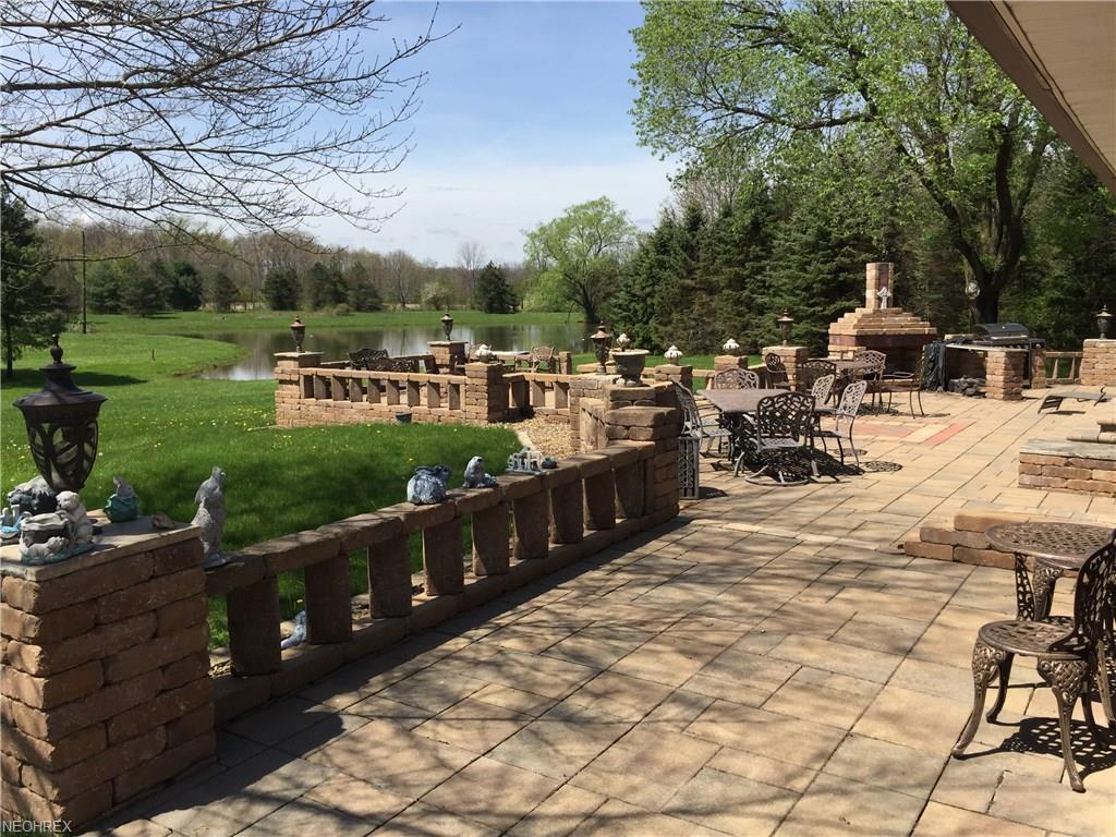 14643 Ellsworth Rd, Berlin Center, OH 44401