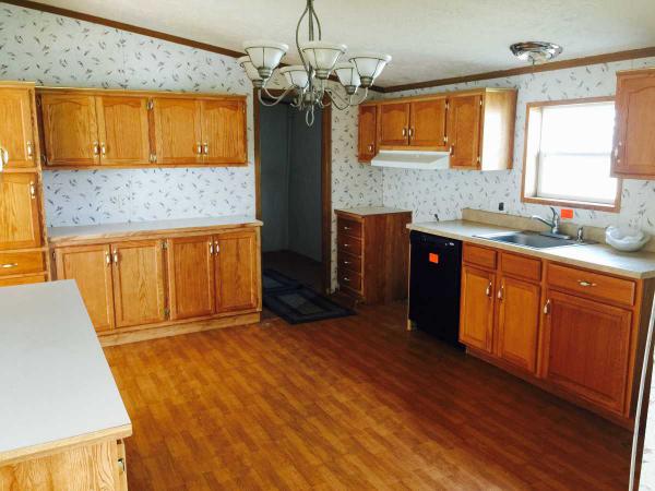 Brookfield Acres 1199 Hawthorne Dr.Brookfield, OH 44403