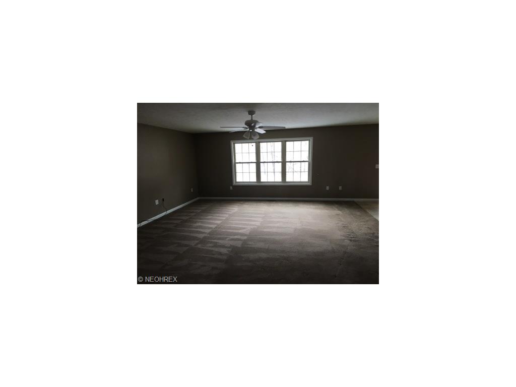 47651 State Route 558, New Waterford, OH 44445