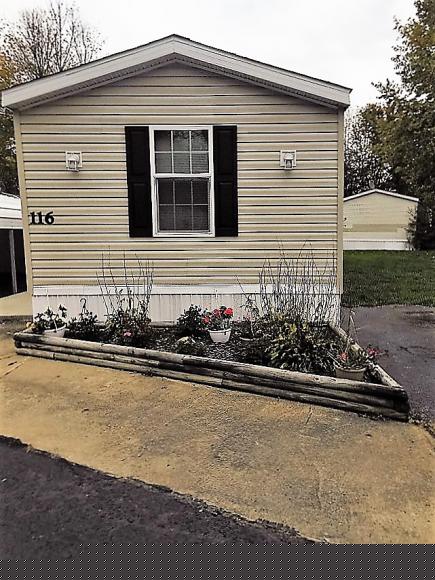 Blue Water Manor Ltd. 116 Kings DriveWarren, OH 44481