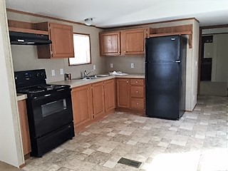 Blue Water Manor Ltd. 116 Kings DriveWarren, OH 44481