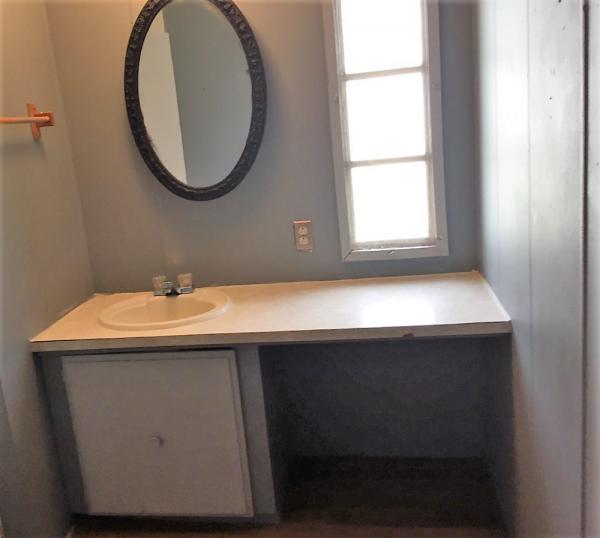 Blue Water Manor Ltd. 66 Kings DrWarren, OH 44481