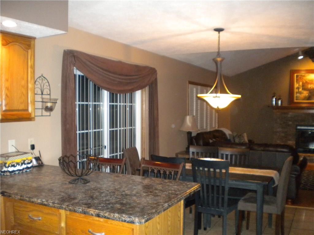 2845 Spring Meadow Cir, Austintown, OH 44515