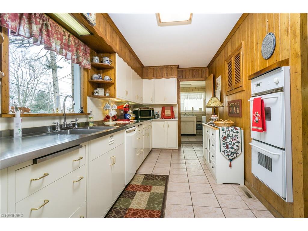 2611 Ridgewood Ave, Alliance, OH 44601