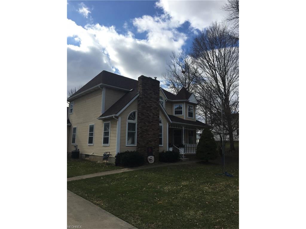 2030 Overcrest St, Alliance, OH 44601