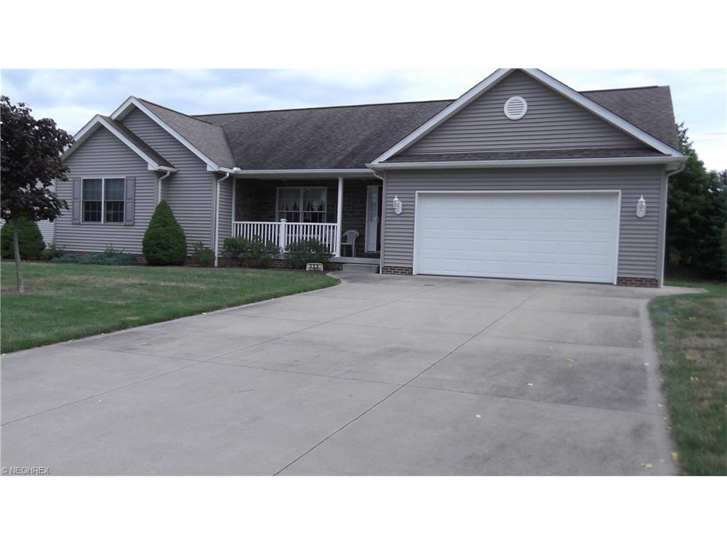 608 Glenbar St, Louisville, OH 44641