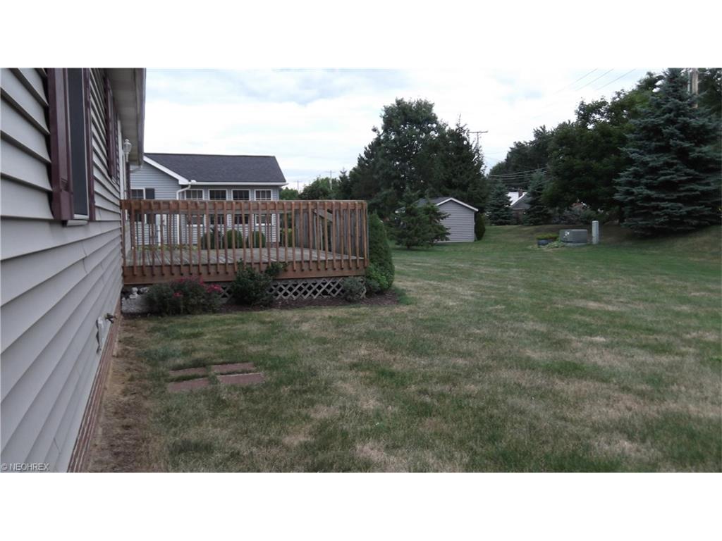 608 Glenbar St, Louisville, OH 44641